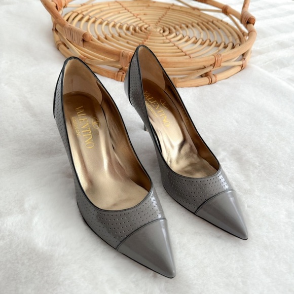 Valentino Perforated Pumps Heels In Purple Gray Leather Pointed Toe - Picture 3 of 12